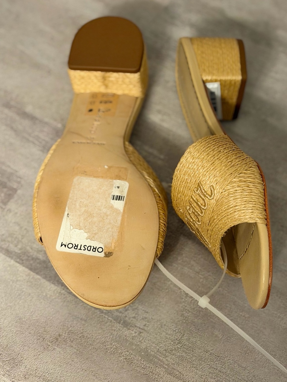 cinq a sept 45mm Dani Sandals Tan Raffia Slide Sz 36.5 $345 - Picture 9 of 10